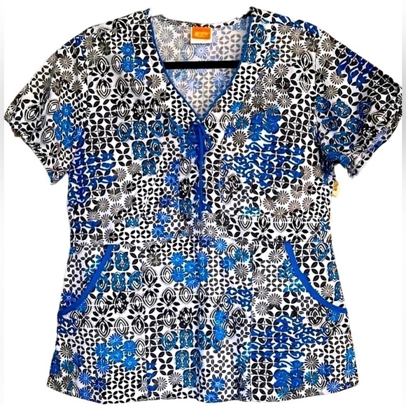 GRAFX Blue/Black/White Patchwork Lace-Up Babydoll Scrub Top, Size Medium,GUC. - Picture 1 of 7